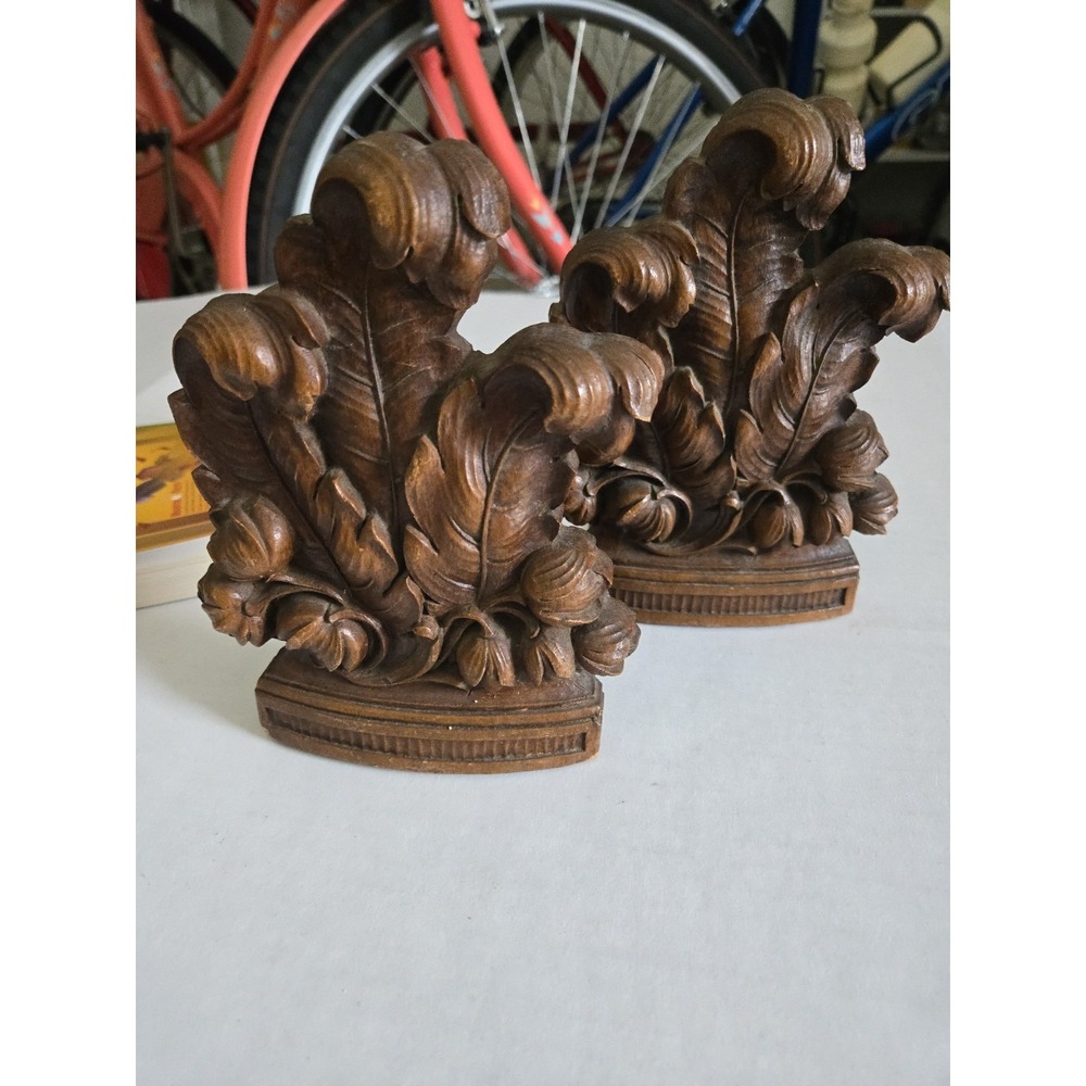 Vintage Syroco Wood Bookends Fern Flower Floral Composite Filigree Flume 7"